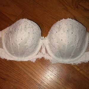 3/$15 Victoria’s Secret sparkle strapless bra